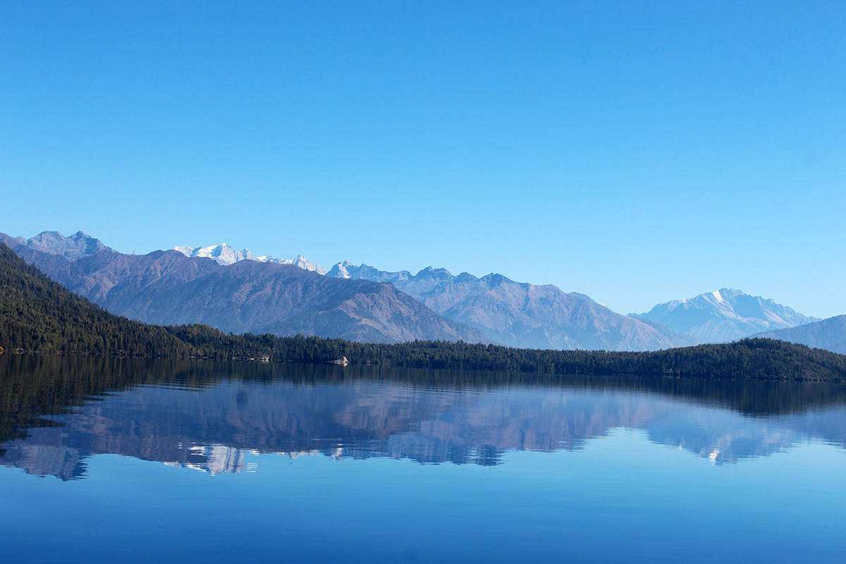 rara-lake.jpg